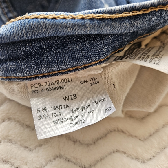 Levi's Classic Blue Jean Shorts - Picture 8 of 8